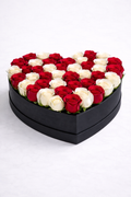 Red & White Rose Heart - Onlineflowersdubai.ae